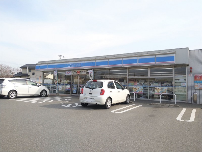 筑紫野市大字筑紫、新築一戸建てのコンビニ画像です