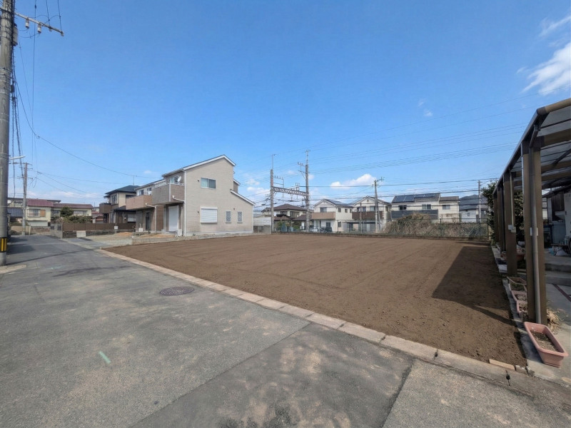 筑紫野市桜台、土地の前面道路を含む現地写真画像です