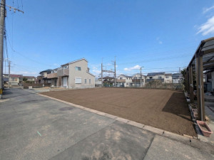 筑紫野市桜台、土地の前面道路を含む現地写真画像です