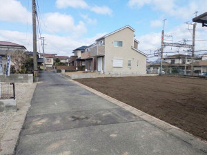 筑紫野市桜台、土地の前面道路を含む現地写真画像です