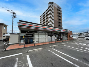 筑紫野市桜台、土地のコンビニ画像です