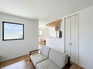 久留米市津福今町、新築一戸建ての居間画像です