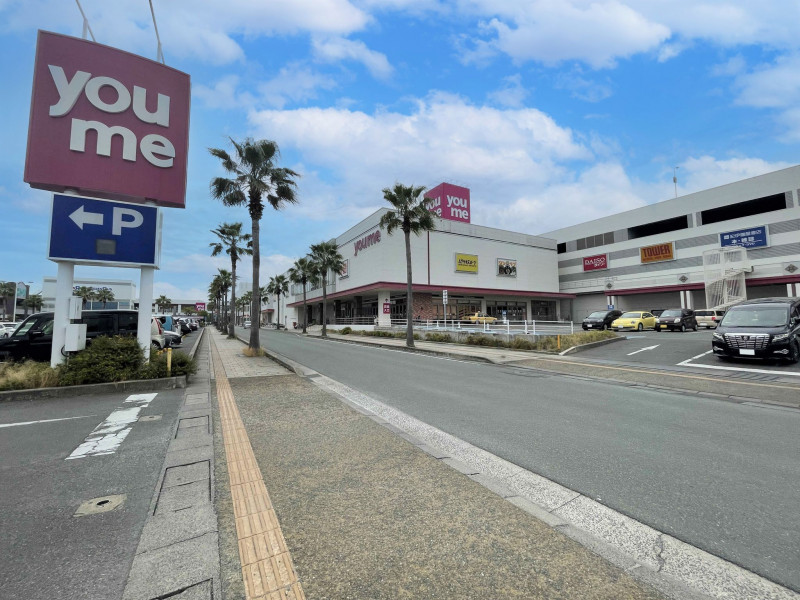 久留米市津福今町、新築一戸建てのショッピングセンター画像です