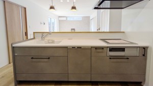 朝倉郡筑前町東小田、新築一戸建てのキッチン画像です