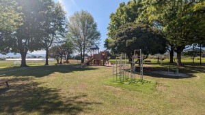 朝倉郡筑前町東小田、新築一戸建ての公園画像です