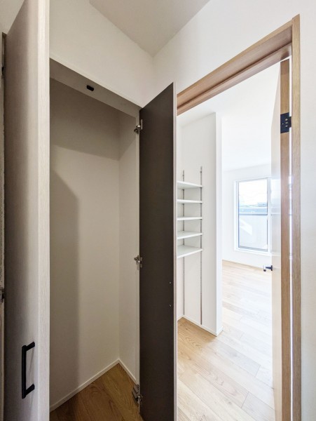 朝倉郡筑前町東小田、新築一戸建ての収納画像です