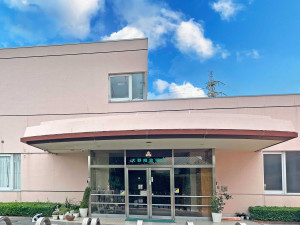 大野城市上大利、土地の幼稚園・保育園画像です