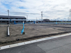 柳川市三橋町蒲船津、土地の前面道路を含む現地写真画像です