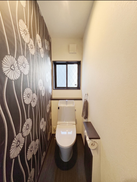 糟屋郡新宮町緑ヶ浜、中古一戸建てのトイレ画像です