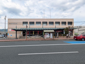 宗像市葉山、土地の郵便局画像です