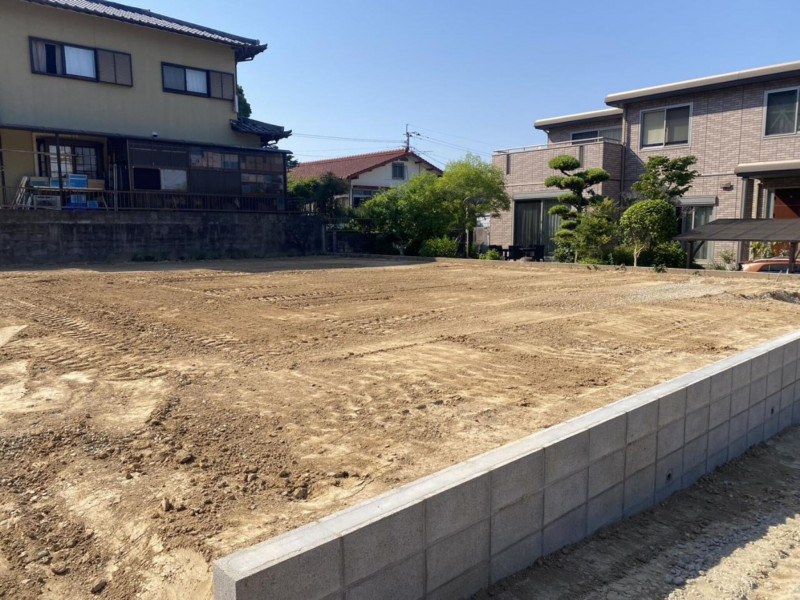 宗像市葉山、土地の前面道路を含む現地写真画像です
