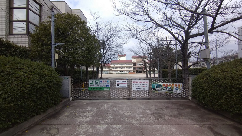糟屋郡粕屋町原町、中古一戸建ての小学校画像です