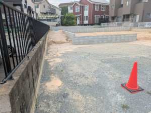 太宰府市坂本、土地の前面道路を含む現地写真画像です
