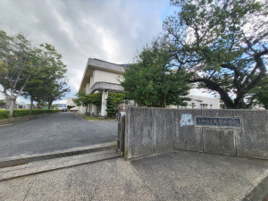 小郡市大板井、土地の中学校画像です