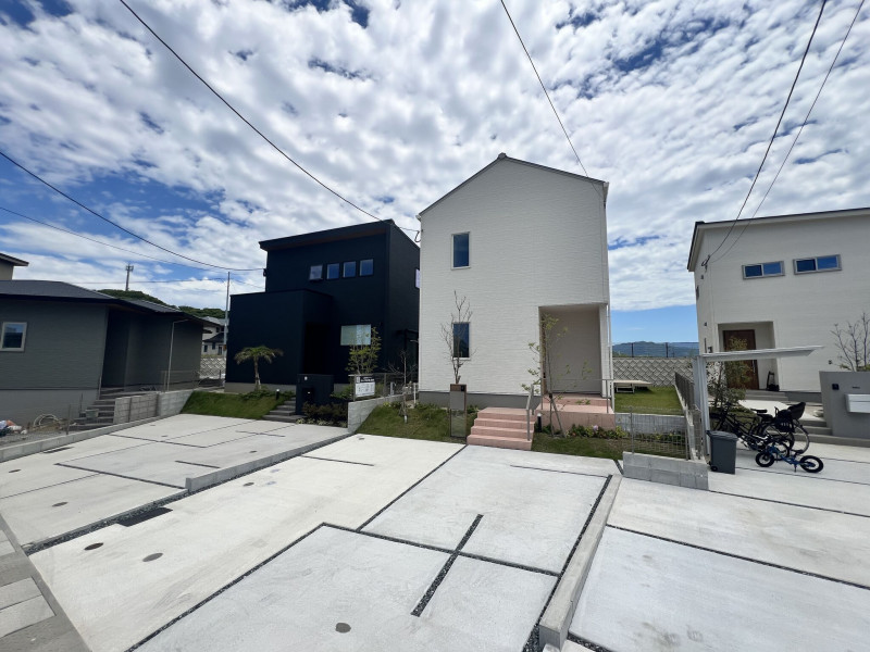 福岡市西区今津、中古一戸建ての外観画像です