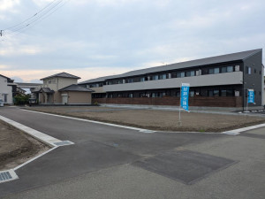 柳川市三橋町蒲船津、新築一戸建ての前面道路を含む現地写真画像です