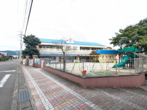 神埼郡吉野ヶ里町豆田、新築一戸建ての幼稚園・保育園画像です
