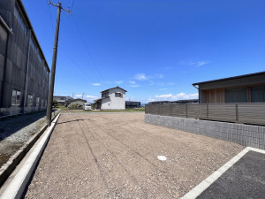 三養基郡みやき町大字江口、土地の前面道路を含む現地写真画像です