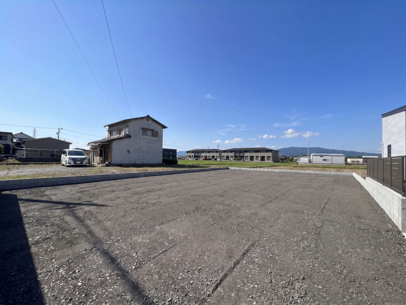 三養基郡みやき町大字江口、土地の前面道路を含む現地写真画像です
