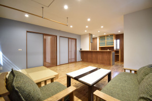 久留米市梅満町、中古一戸建ての居間画像です