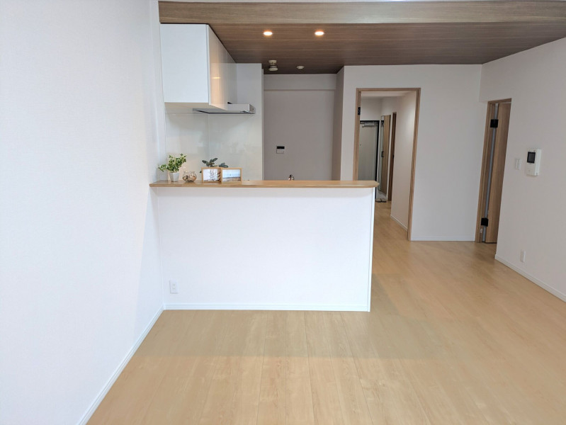 福岡市早良区昭代、マンションの居間画像です