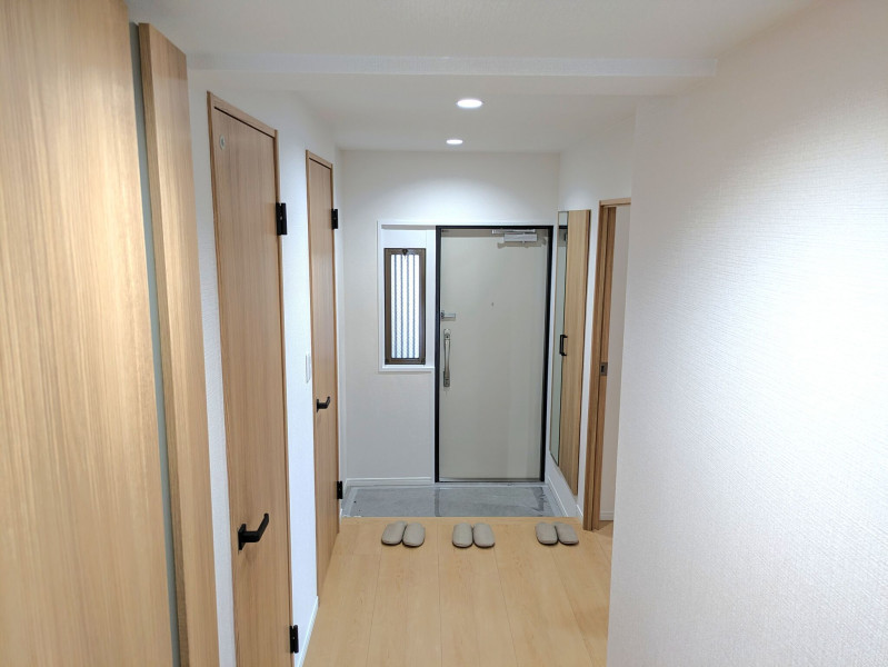 福岡市早良区昭代、マンションの玄関画像です