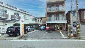 福岡市南区若久、土地の郵便局画像です