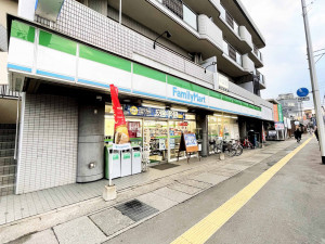 福岡市南区若久、土地のコンビニ画像です