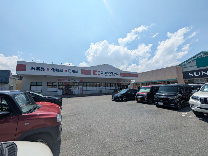 福岡市西区姪浜駅南、土地のドラッグストア画像です