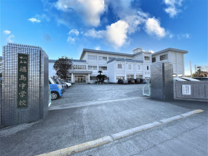 八女市吉田、新築一戸建ての中学校画像です