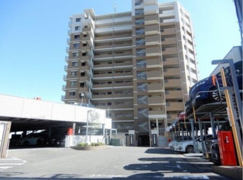 刈谷市松坂町４丁目、マンションの外観画像です