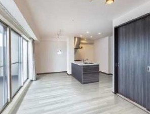 知立市宝２丁目のマンションの画像です
