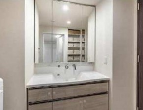 知立市宝２丁目のマンションの画像です