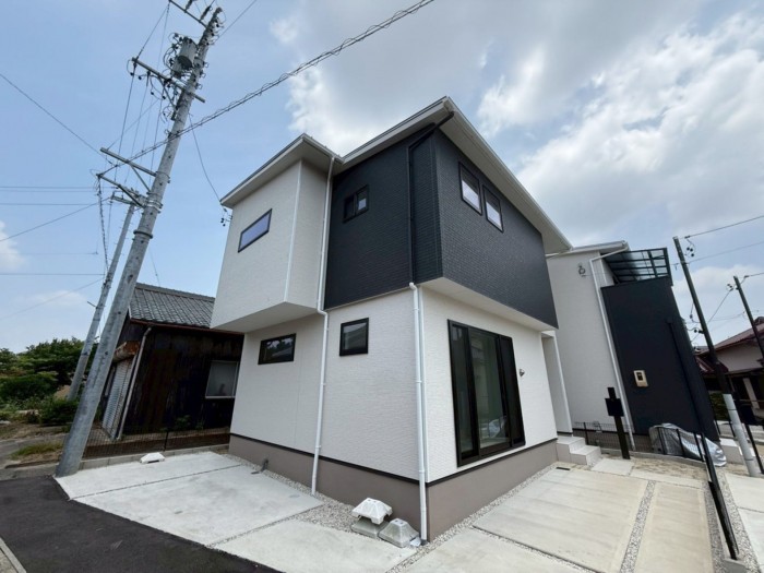 刈谷市小山町8の一戸建ての画像です