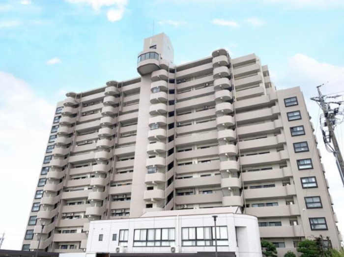 刈谷市井ケ谷町池之浦のマンションの画像です