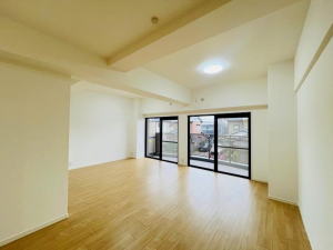 刈谷市板倉町３丁目のマンションの画像です