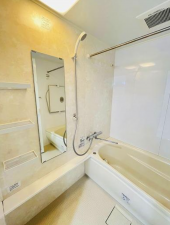 刈谷市板倉町３丁目のマンションの画像です