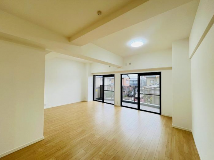 刈谷市板倉町３丁目のマンションの画像です