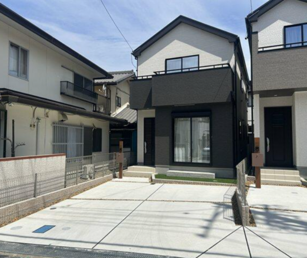 刈谷市荒井町２丁目の一戸建ての画像です