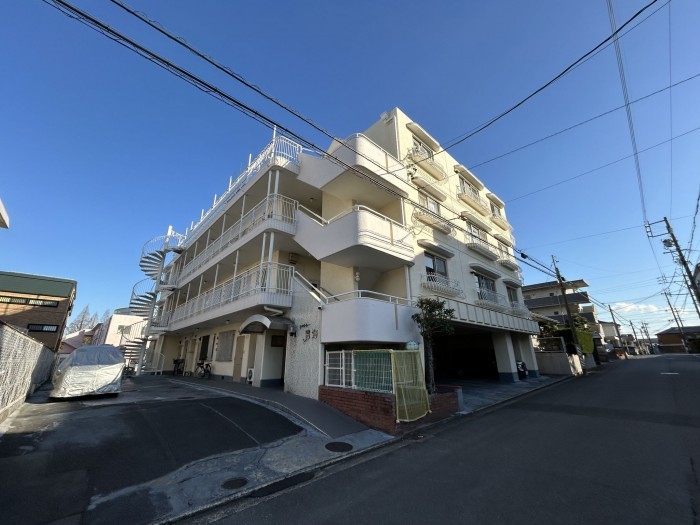 刈谷市若松町５丁目のマンションの画像です