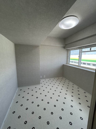 刈谷市一ツ木町菰のマンションの画像です