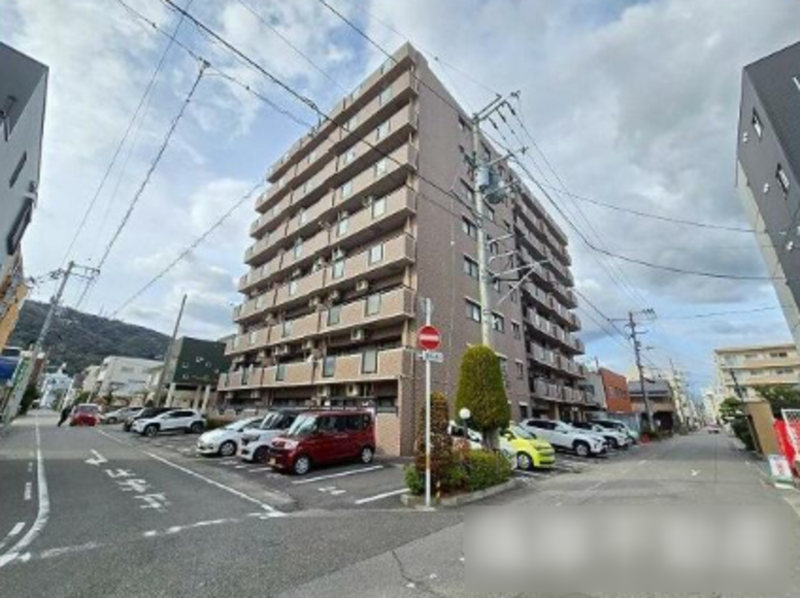 徳島市富田橋2丁目のマンションの画像です