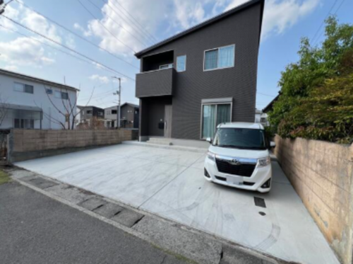 徳島市名東町3丁目の一戸建ての画像です