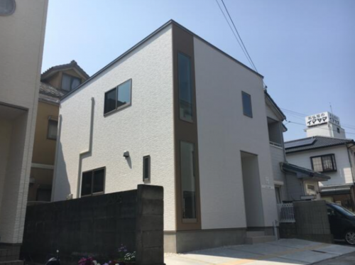 徳島市福島2丁目の一戸建ての画像です