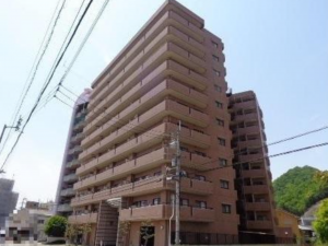 徳島市富田橋8丁目のマンションの画像です