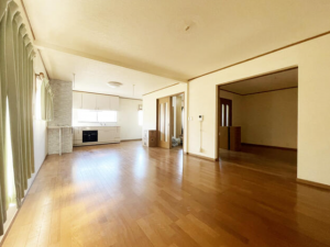 徳島市名東町2丁目の一戸建ての画像です