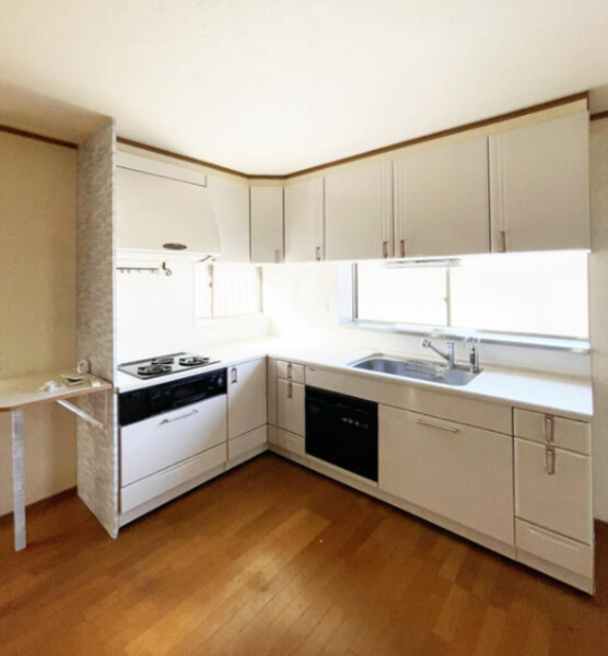 徳島市名東町2丁目の一戸建ての画像です