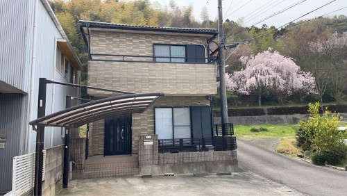 徳島市勝占町中山の一戸建ての画像です