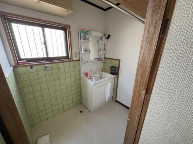 徳島市名東町2丁目の一戸建ての画像です