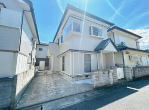 徳島市名東町2丁目の一戸建ての画像です